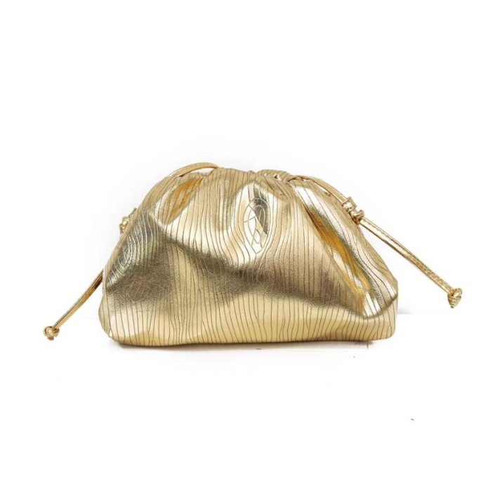 Woven Dumpling Bag Clutch Shoulder Bag